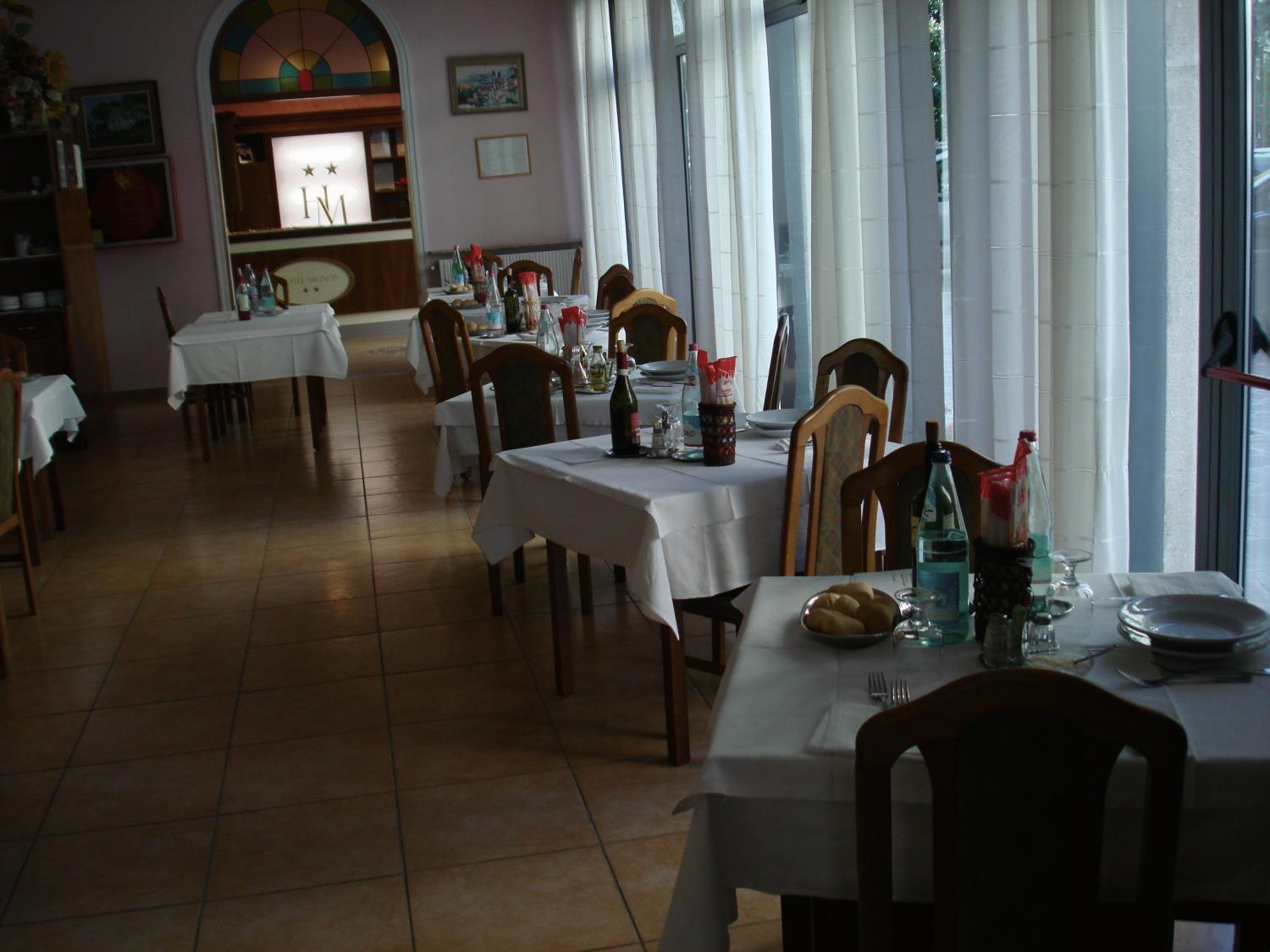 אלסיו Hotel Mignon 50 Mt Dalla Spiaggia E Dall'Isola Pedonale מראה חיצוני תמונה